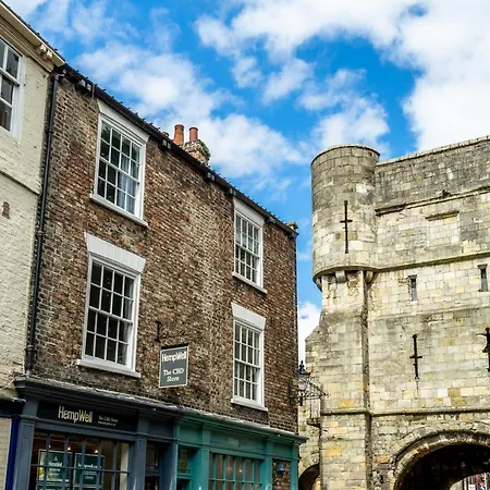 Number One High Petergate * יורק